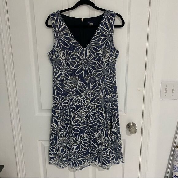 Tommy Hilfiger Blue Floral Lined Fit and Flare Wedding Dress Womens Size 14 - Picture 1 of 8
